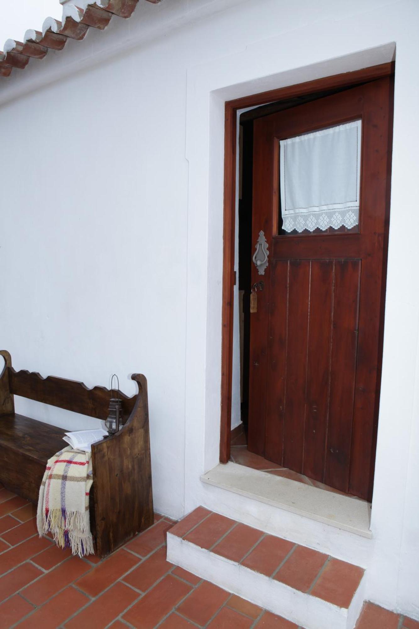 Casas Do Palheiro Velho Guest House คาสโตรมาริม ภายนอก รูปภาพ
