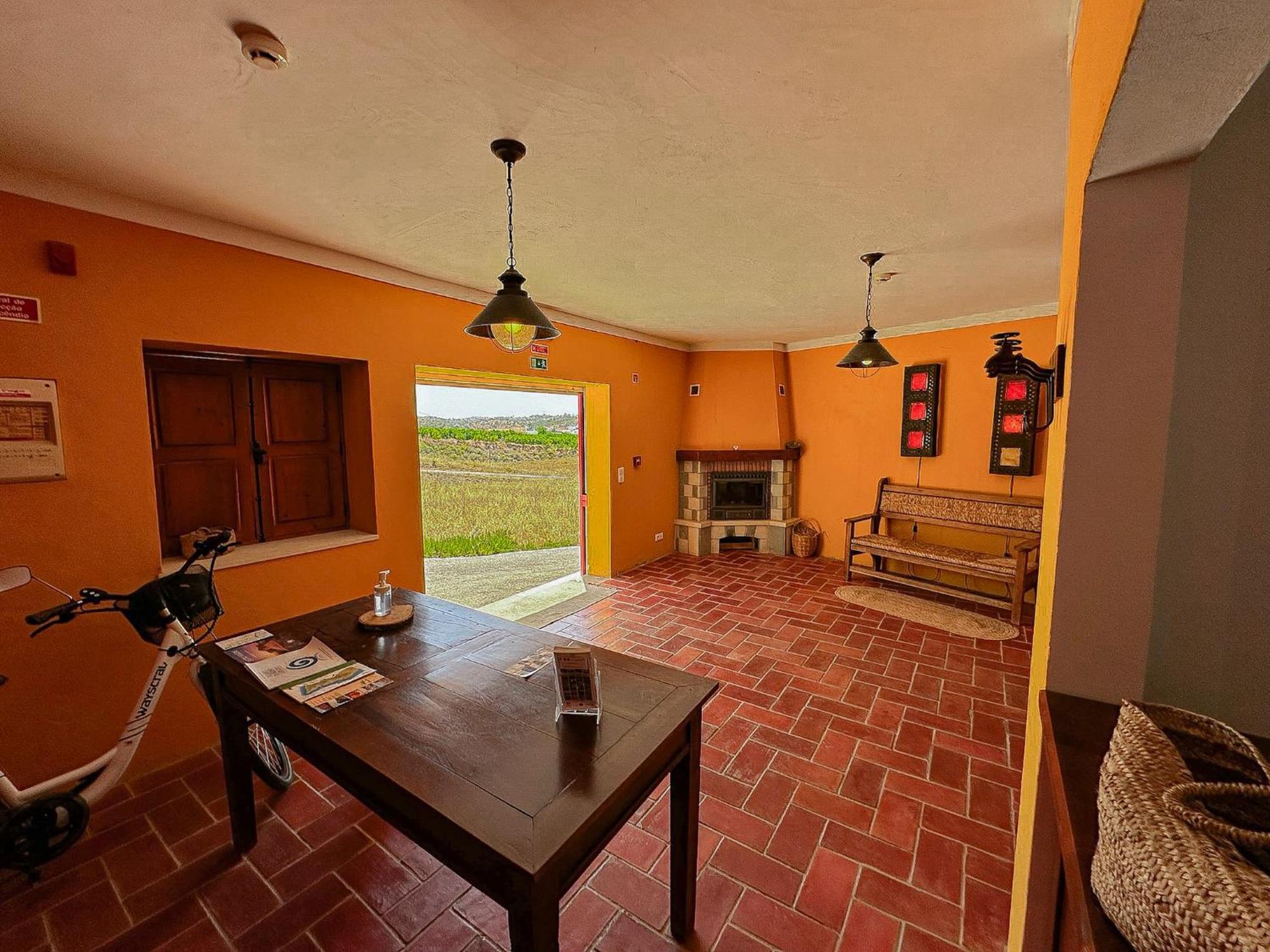 Casas Do Palheiro Velho Guest House คาสโตรมาริม ภายนอก รูปภาพ